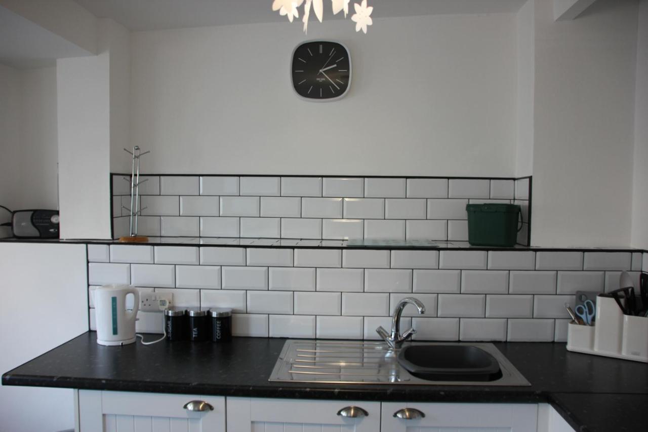 Candlelight Apartment ไมน์เฮด ภายนอก รูปภาพ